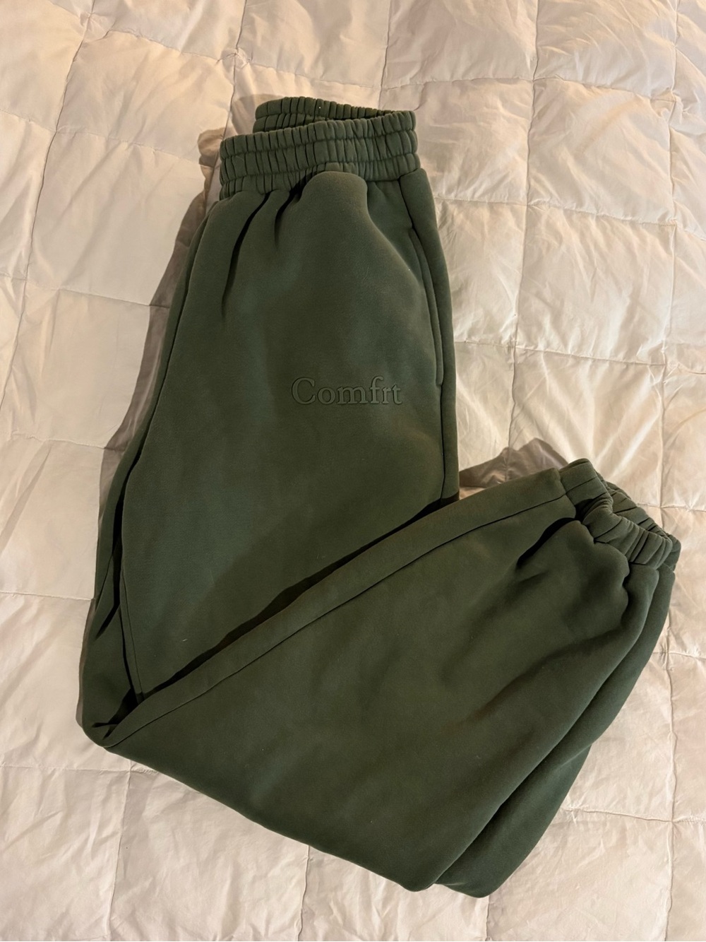 Comfrt sweats